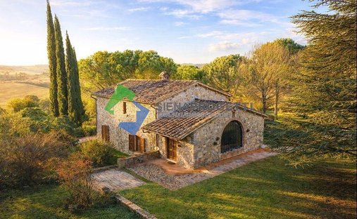 Maisons de campagne à Monteriggioni, Toscane, Italie 1