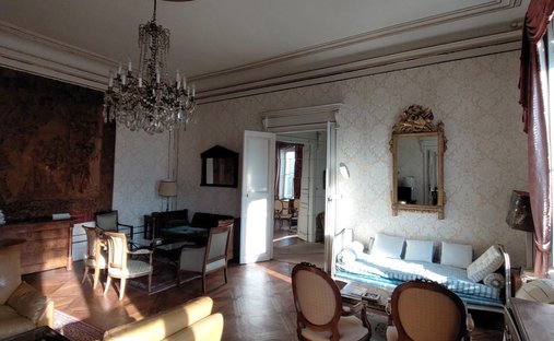 Castle for Sale in Toulouse, Occitanie, France