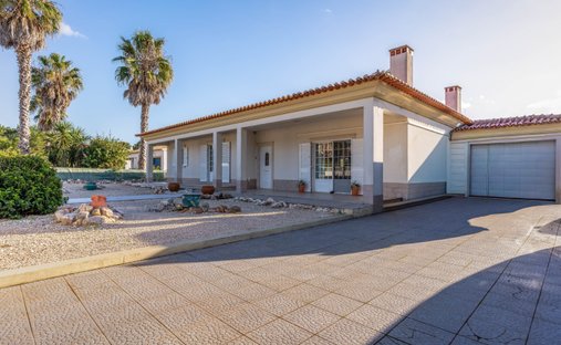 House in Aljezur, Algarve, Portugal 1