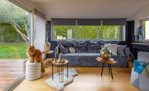 Castle for Sale in Mauguio, Occitanie, France