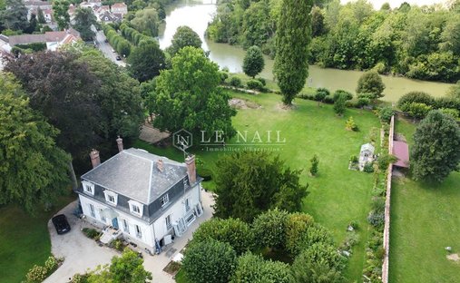 Castle for Sale in Meaux, Île-de-France, France