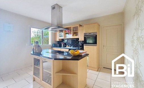 Castle for Sale in Honfleur, Normandy, France