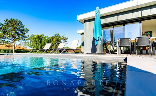 1h30 From Paris By Tgv – An Exceptional Listed 16th/18th/19th Century Chateau With Annexes And A Swi - 4