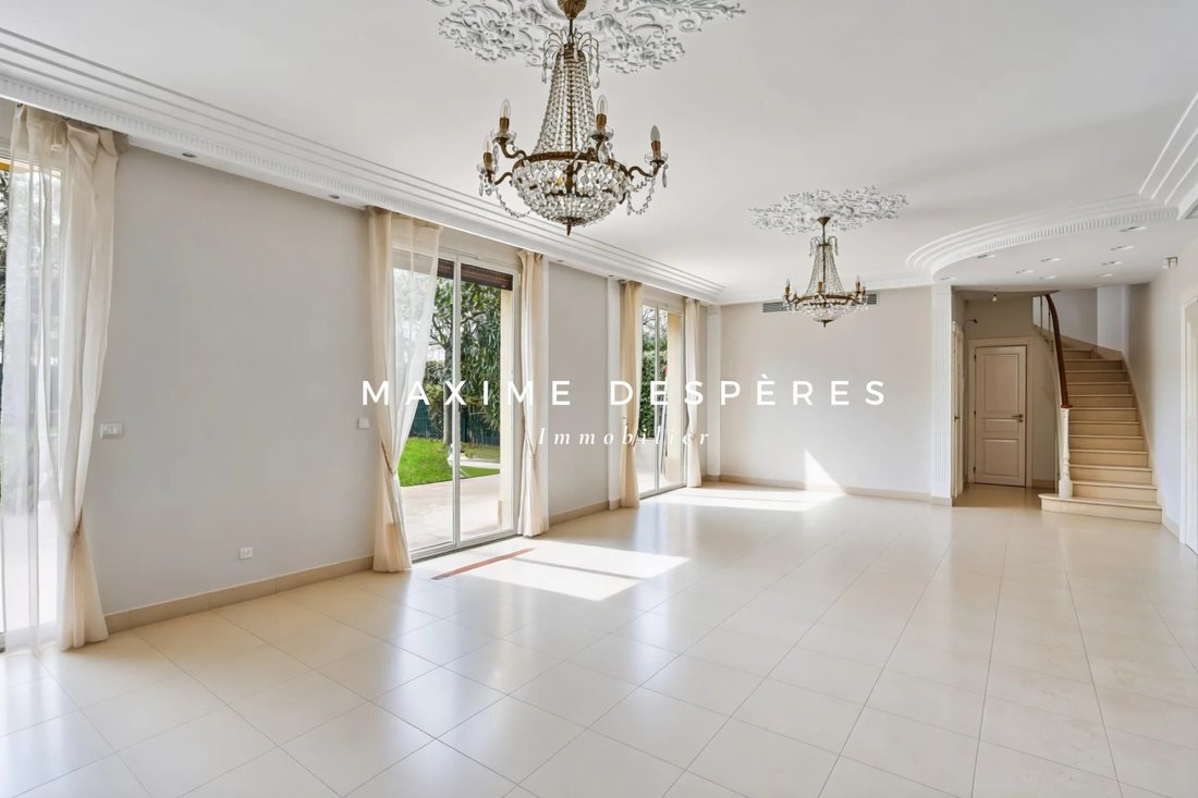 Apartment in Ile de la Jatte - Parc d'Orléans, Neuilly-sur-Seine, France 3 - 16886479