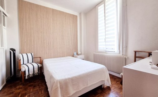 Castle for Sale in Mérignac, Nouvelle-Aquitaine, France