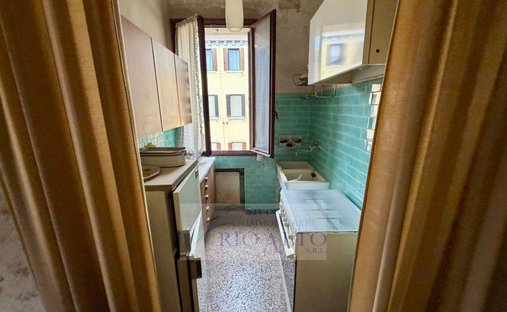 Castle for Sale in Venice, Veneto, Italy