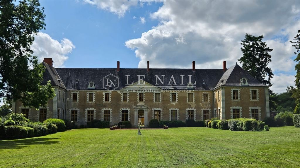 Castle in Rocade-Chartrie, Sablé-sur-Sarthe, France 3 - 14646615