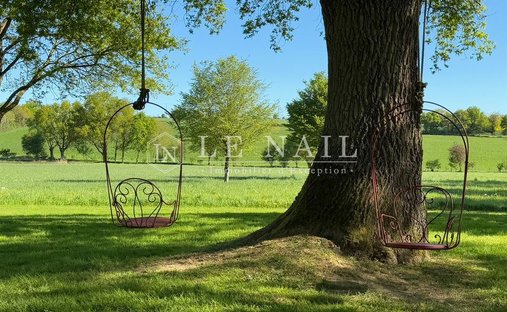 A Chateau From The 17th And 18th Centuries, Listed As A Regional Historical Monument, On