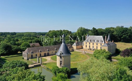 Early 19th Century Château In The Perche Sarthois