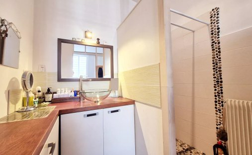 Castle for Sale in Mérignac, Nouvelle-Aquitaine, France