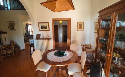 Castle for Sale in San Casciano In Val di Pesa, Tuscany, Italy