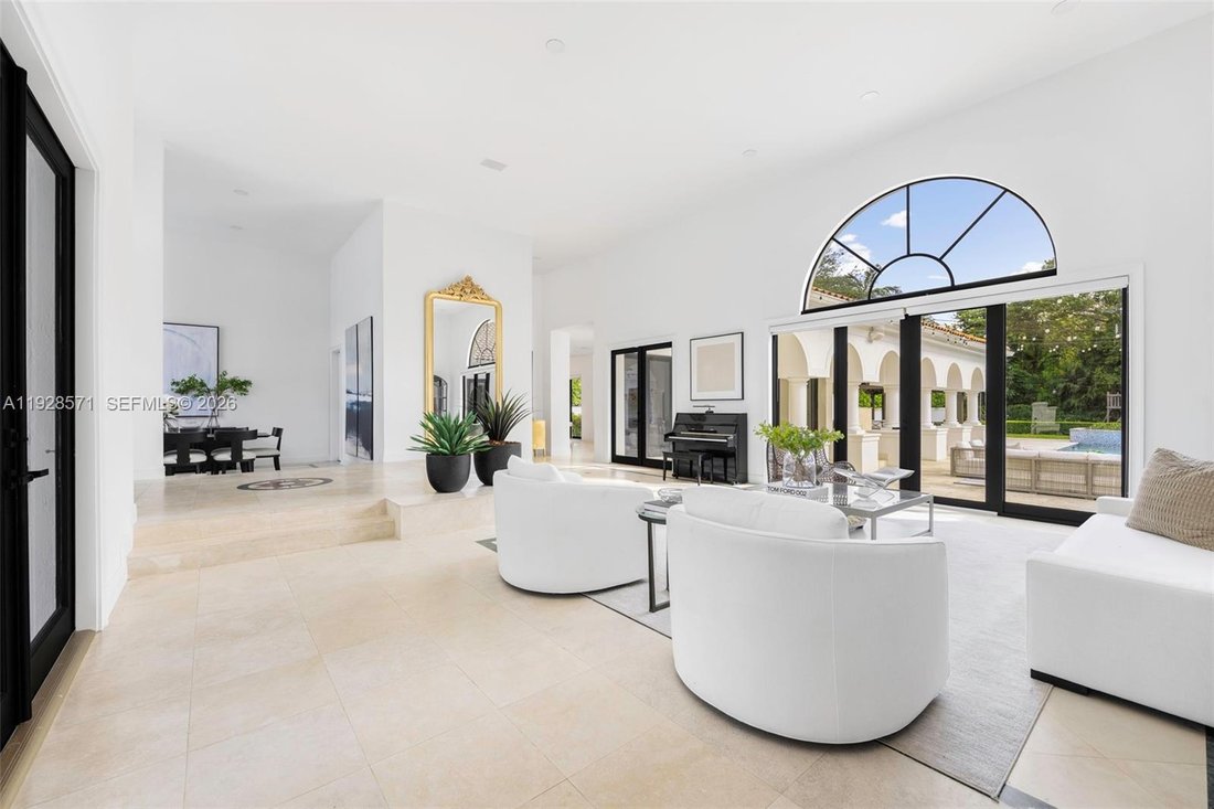 House in Miami, Florida, United States 5 - 16882599