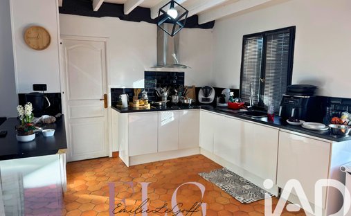 Perched In The Hills Of The Vire Valley, With 22 Hectares Of Land, A Listed Chateau From The