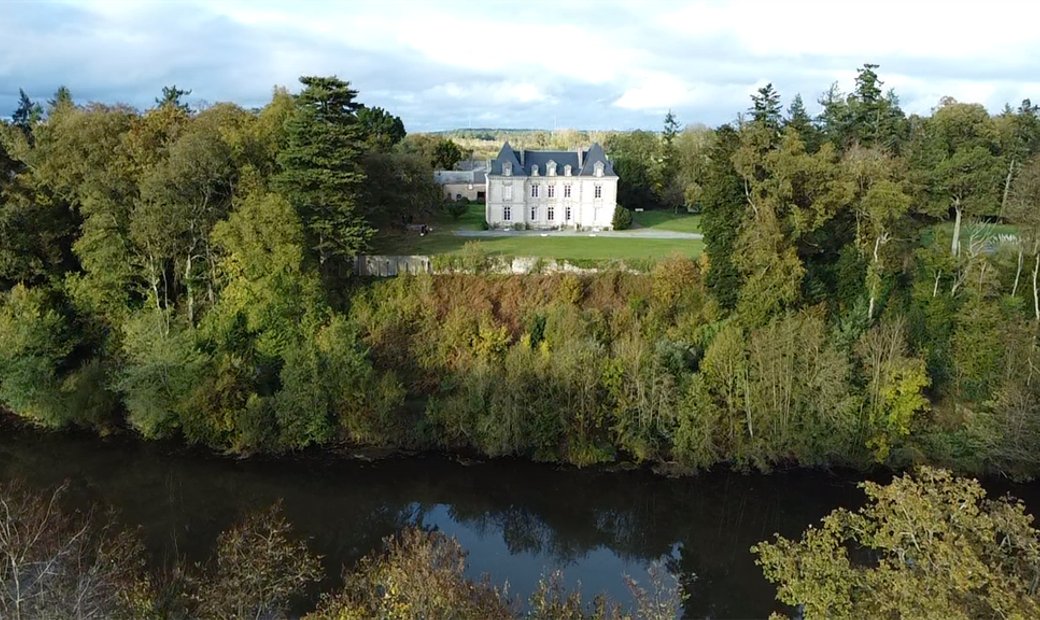 Castle for Sale in Saint-Martin, Brittany, France