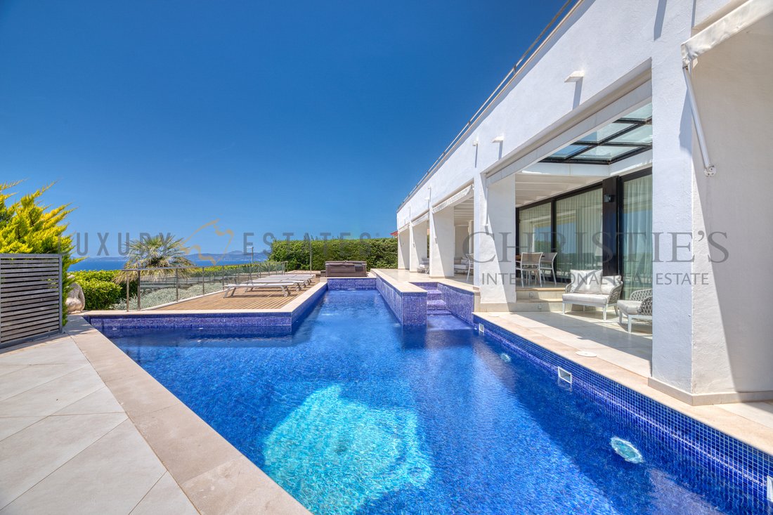 Villa in Llucmajor, Balearic Islands, Spain 1 - 16880804