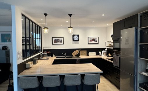 At The Gates Of Rennes 19th Century Castle 450 M² Living Space 16 Ha Of Land