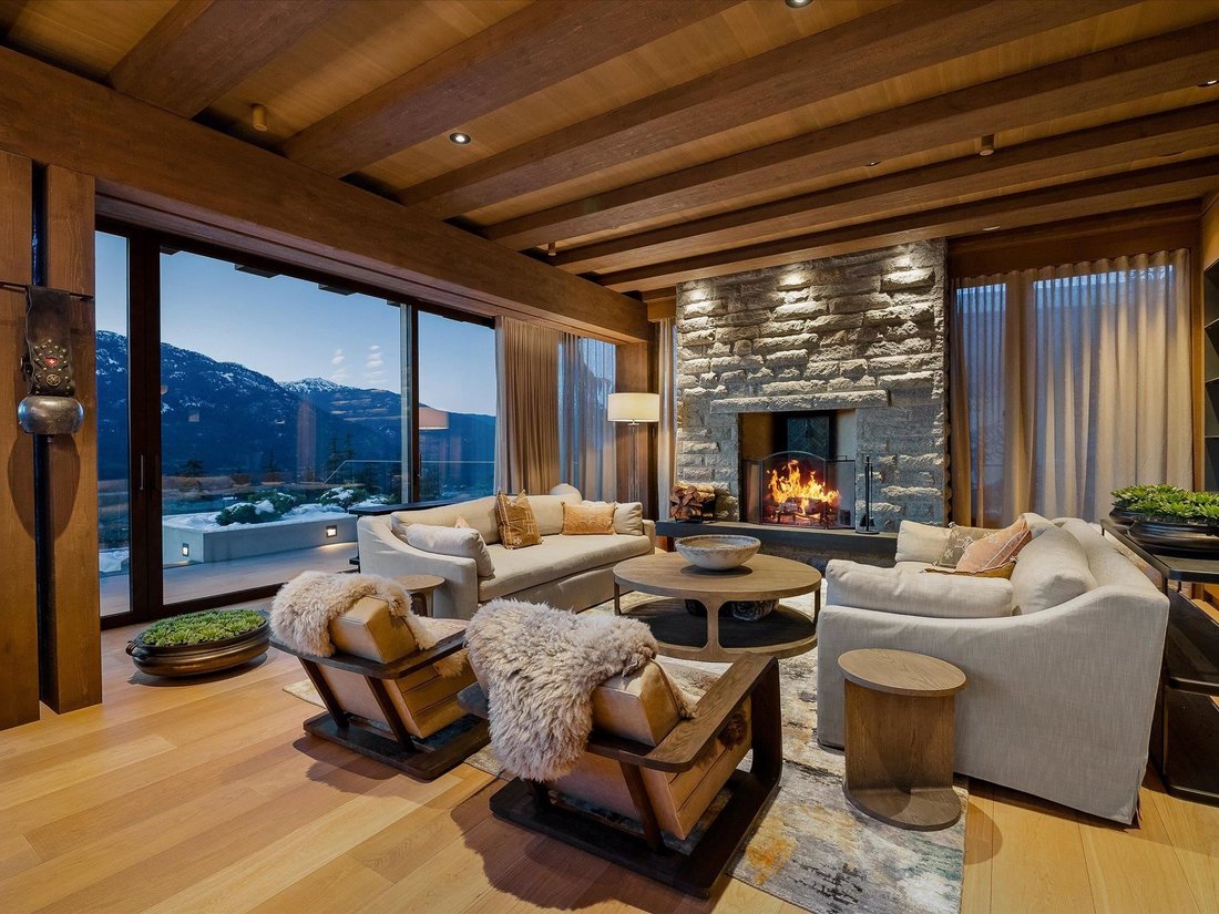 House in Whistler, British Columbia, Canada 3 - 16887292