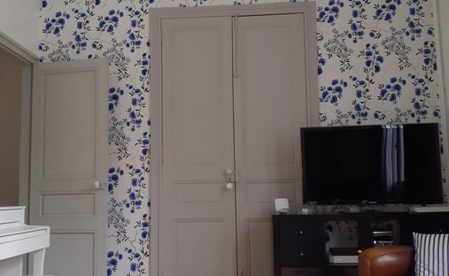 Agen Charming Estate With Manor House, Caretaker's House, Barn For Events, River, Lake 19 Hectares