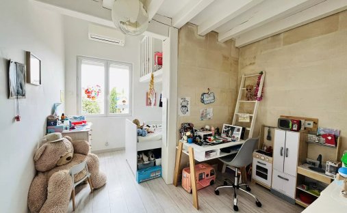 A 19th Century Hotel Château, Restaurant And Outbuilding In Two Hectares Of Grounds Near