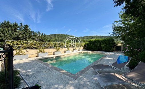 Absolute Tranquillity In The Heart Of The Countryside