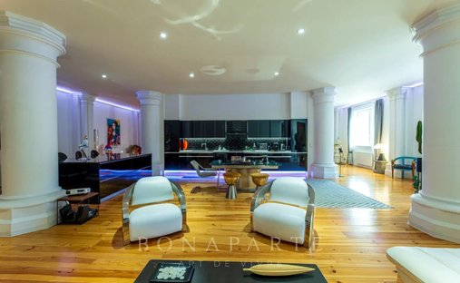 Castle for Sale in Pau, Nouvelle-Aquitaine, France