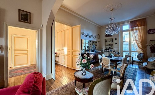 Beautiful 19th C. Chateau On The Banks Of The Loire River, 25 Minutes From Angers.