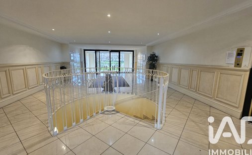 A 19th Century Hotel Château, Restaurant And Outbuilding In Two Hectares Of Grounds Near