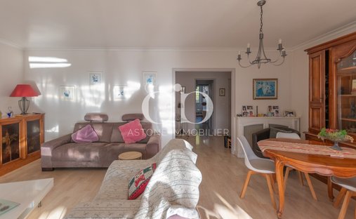 Castle for Sale in Cassis, Provence-Alpes-Côte d'Azur, France