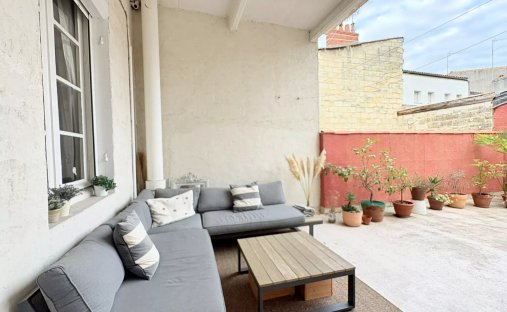 A 19th Century Hotel Château, Restaurant And Outbuilding In Two Hectares Of Grounds Near