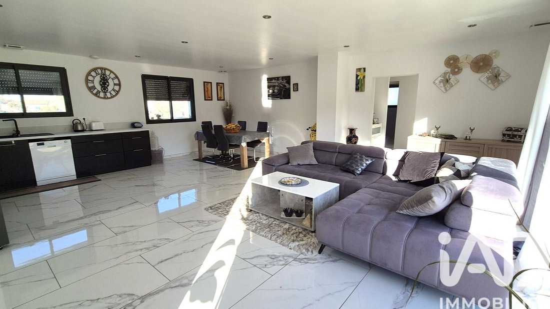 House in Zone Rurale Nord, Bagnols-sur-Ceze, France 2 - 16856047