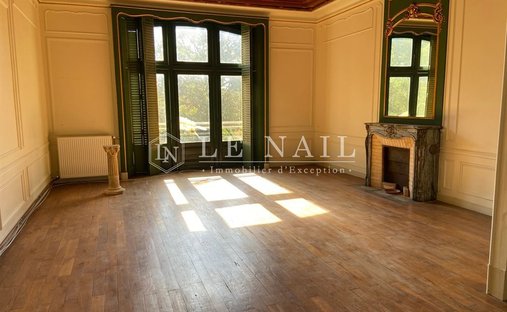 An 18th Century Manor With A Swimming Pool, Outhouses And 6.5 Hectares Of Grounds With A River