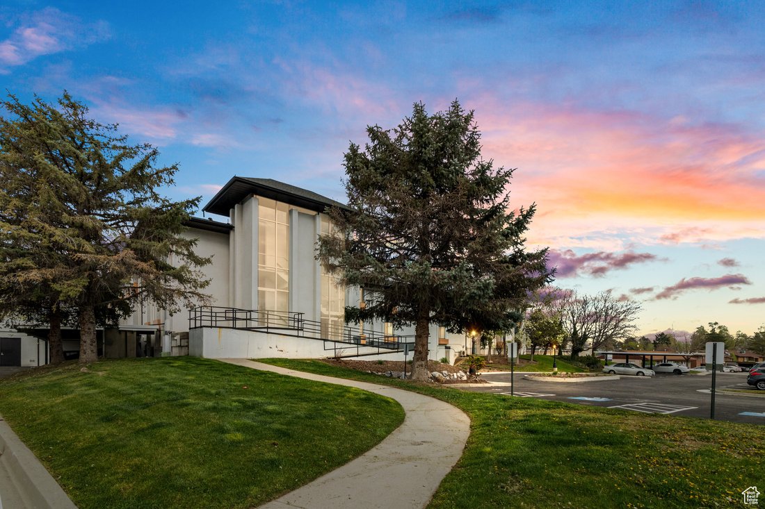South Salt Lake, Utah, United States 4 - 16882075