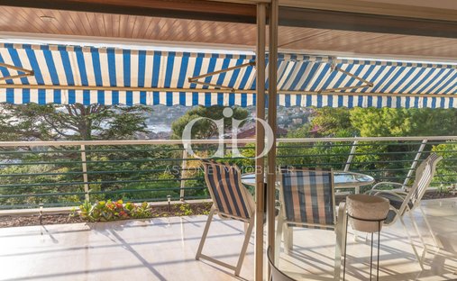 Castle for Sale in Cassis, Provence-Alpes-Côte d'Azur, France