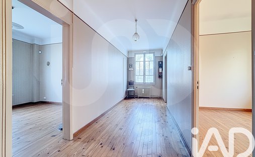 Castle for Sale in Toulouse, Occitanie, France