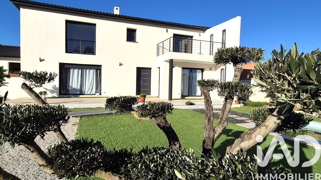 House in Zone Rurale Nord, Bagnols-sur-Ceze, France 1 - 16856047