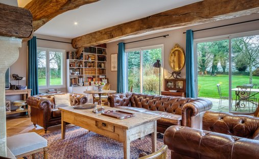 Castle for Sale in Pont-l'Évêque, Normandy, France