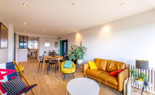 Castle for Sale in Pau, Nouvelle-Aquitaine, France