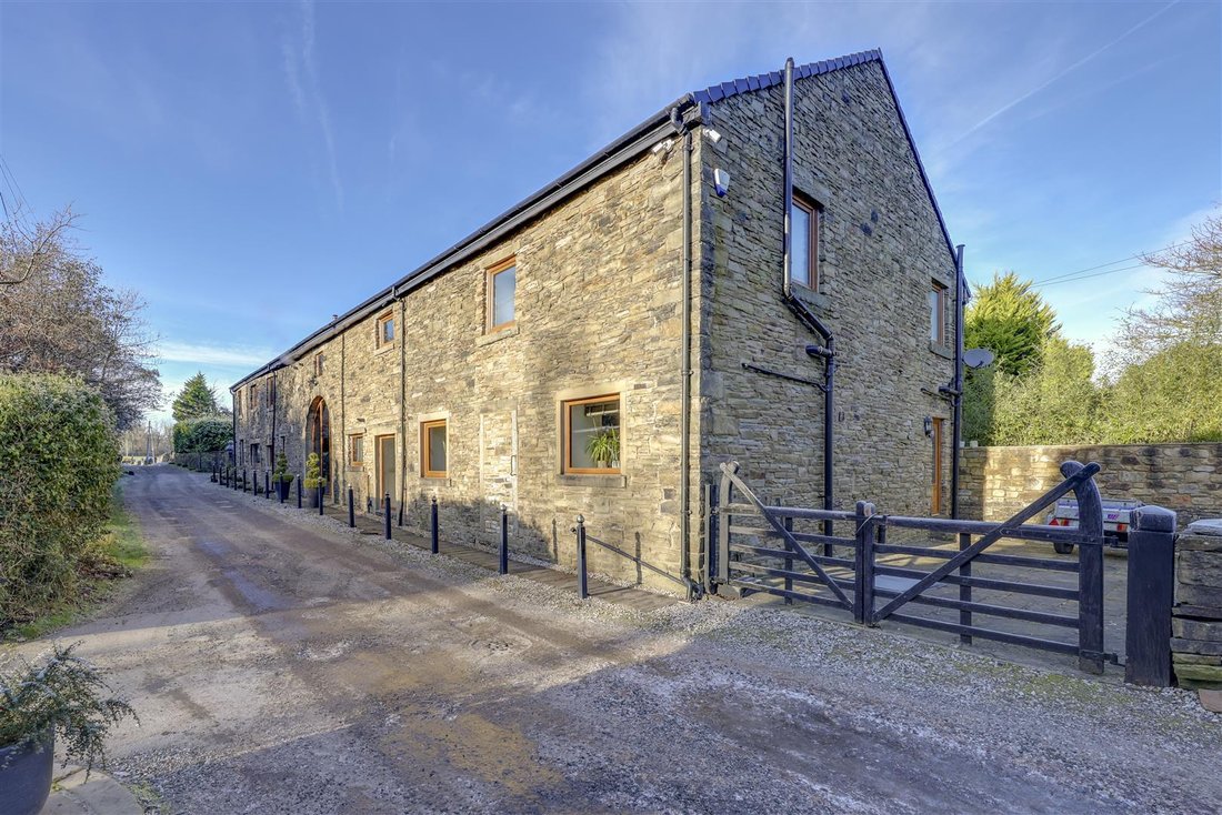 House in Bacup, England 3 - 16870136