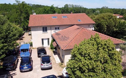 Tenuta a Porte des Pierres Dorées, Alvernia-Rodano-Alpi, Francia 1
