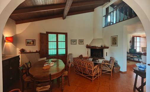 Castle for Sale in San Casciano In Val di Pesa, Tuscany, Italy - 4