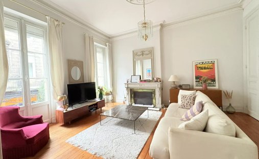 A 19th Century Hotel Château, Restaurant And Outbuilding In Two Hectares Of Grounds Near