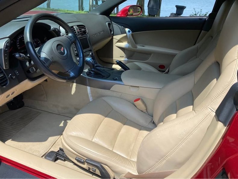 Cabriolet in Glendale, United States 4 - 16883476