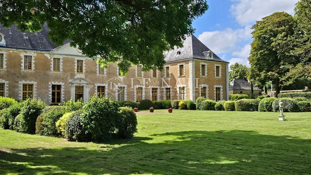 Castle in Rocade-Chartrie, Sablé-sur-Sarthe, France 4 - 14646615