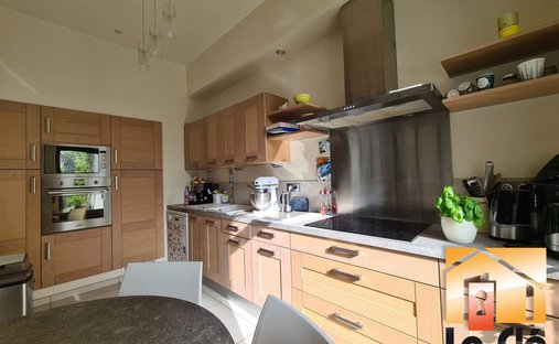 Agen Charming Estate With Manor House, Caretaker's House, Barn For Events, River, Lake 19 Hectares