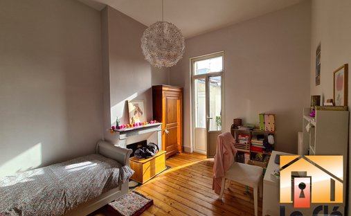 Agen Charming Estate With Manor House, Caretaker's House, Barn For Events, River, Lake 19 Hectares