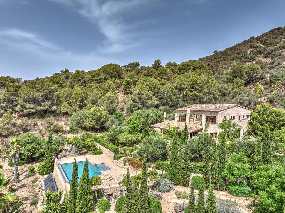 Finca in Manacor, Balearic Islands, Spain 1 - 16880396