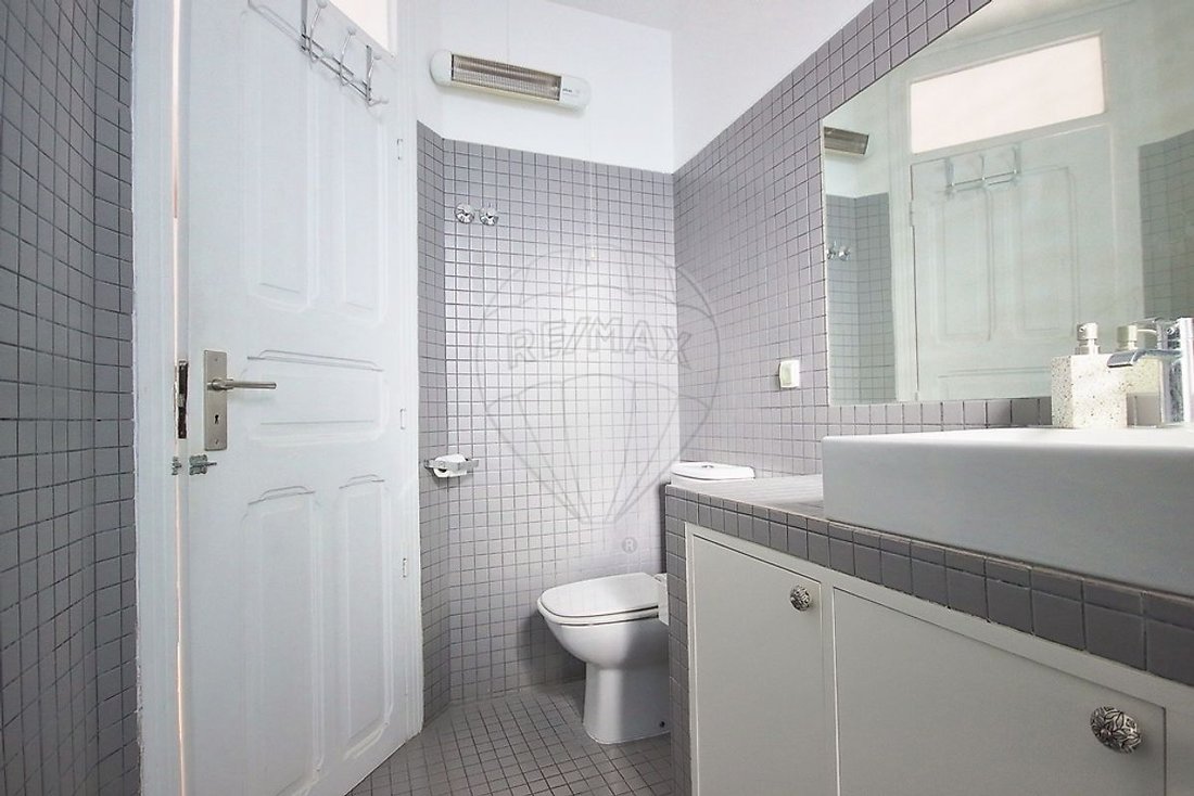 Apartment in Campo de Ourique, Lisbon, Portugal 4 - 16875502