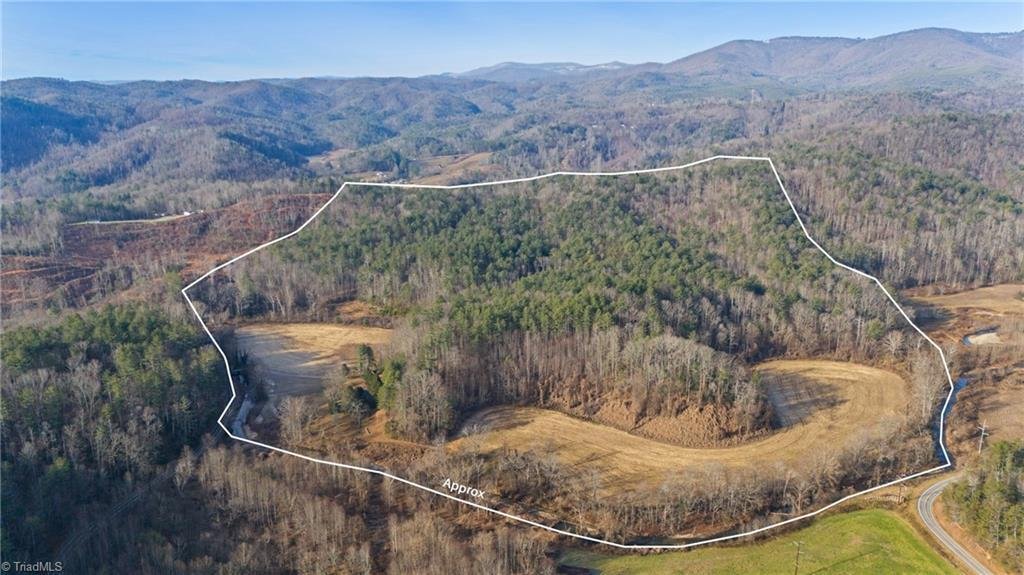 House in Purlear, North Carolina, United States 4 - 16786848