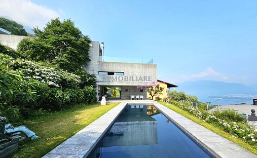 Villa in Gambarogno, Ticino, Switzerland 1