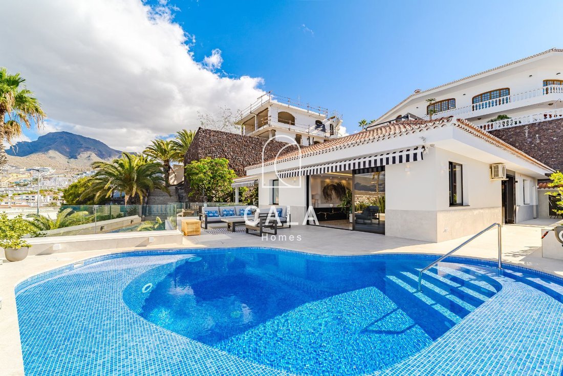 Villa in San Cristobal de La Laguna, Canary Islands, Spain 3 - 16841823